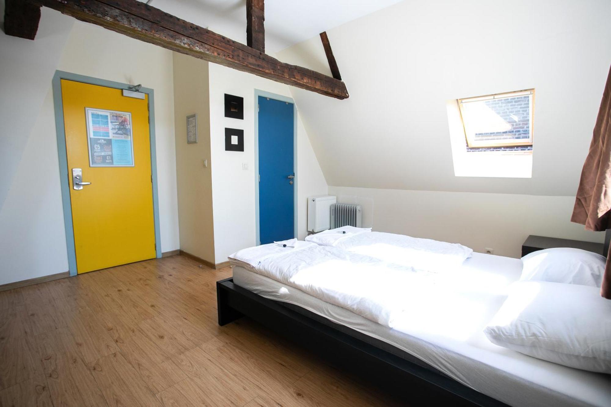 St Christopher'S Inn Hostel At The Bauhaus Bruges Bilik gambar